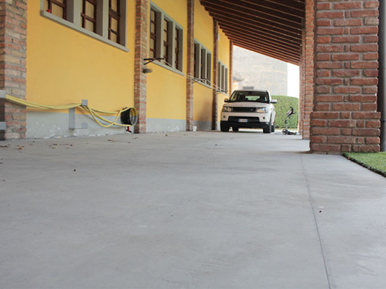 Pavimento industriale al quarzo