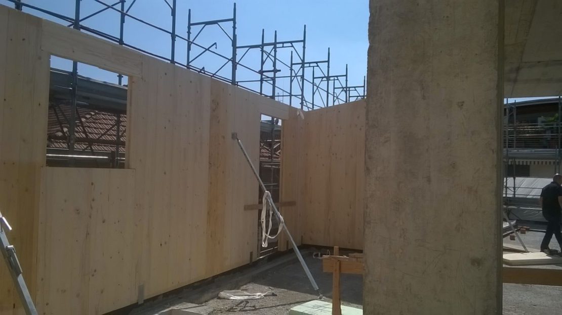 REALIZZAZIONE SOPRALZO IN X-LAM