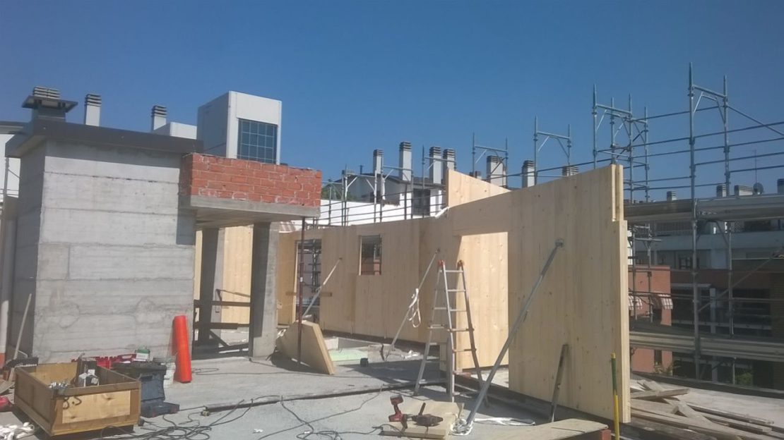 REALIZZAZIONE SOPRALZO IN X-LAM
