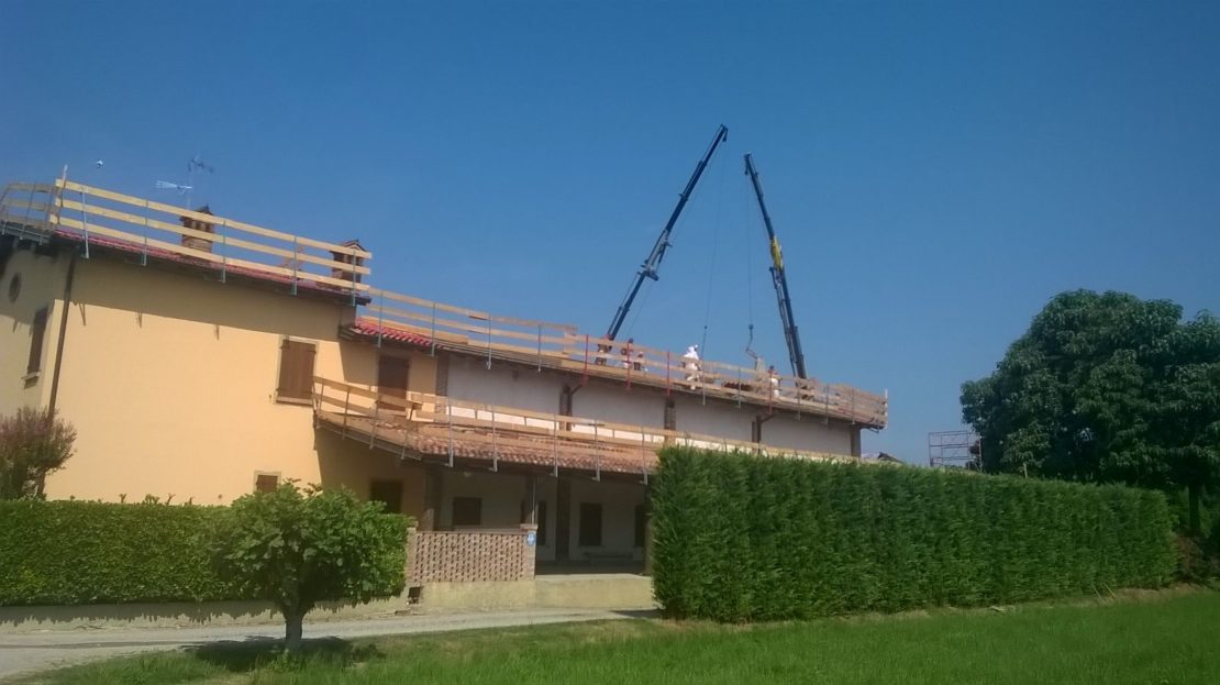 Rimozione e rifacimento copertura di Cascinale