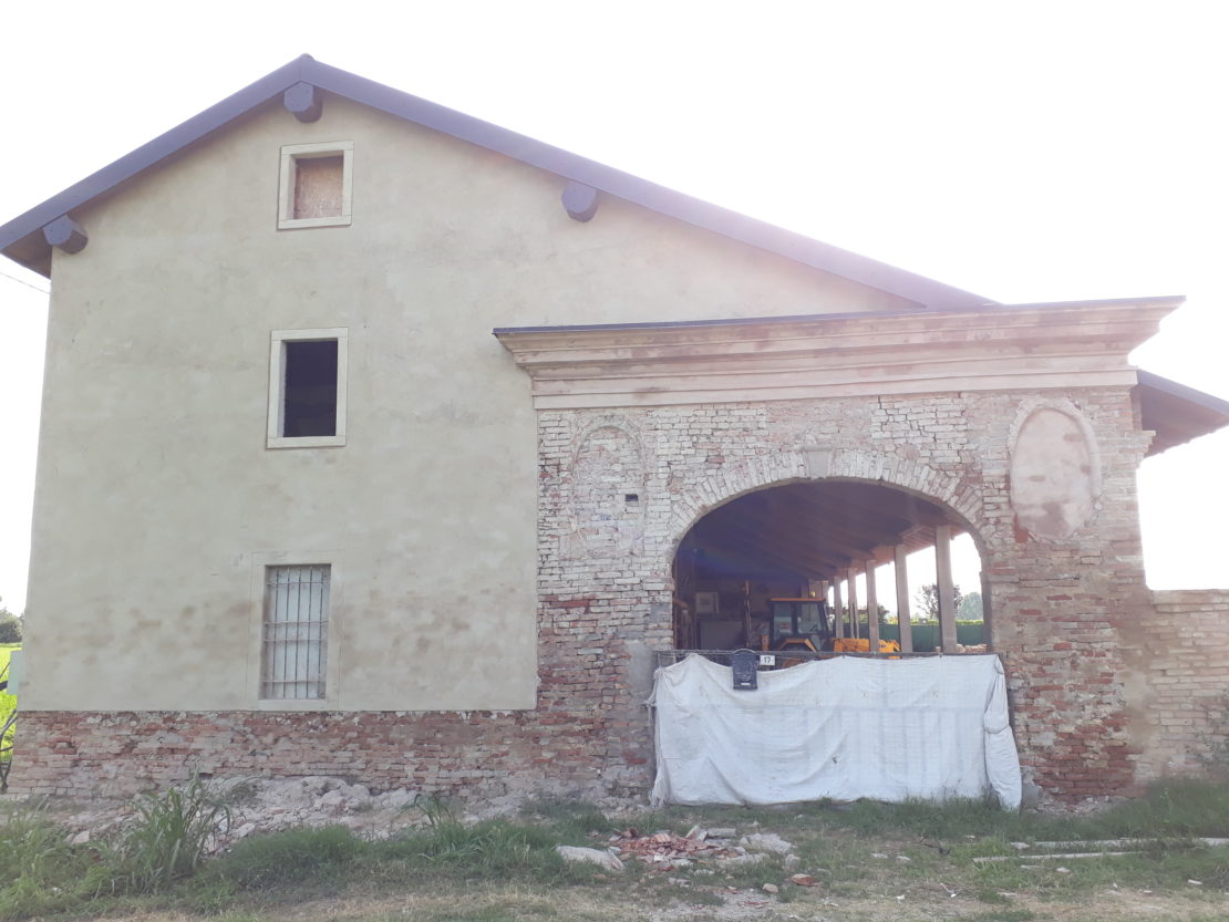 RISTRUTTURAZIONE CASCINALE